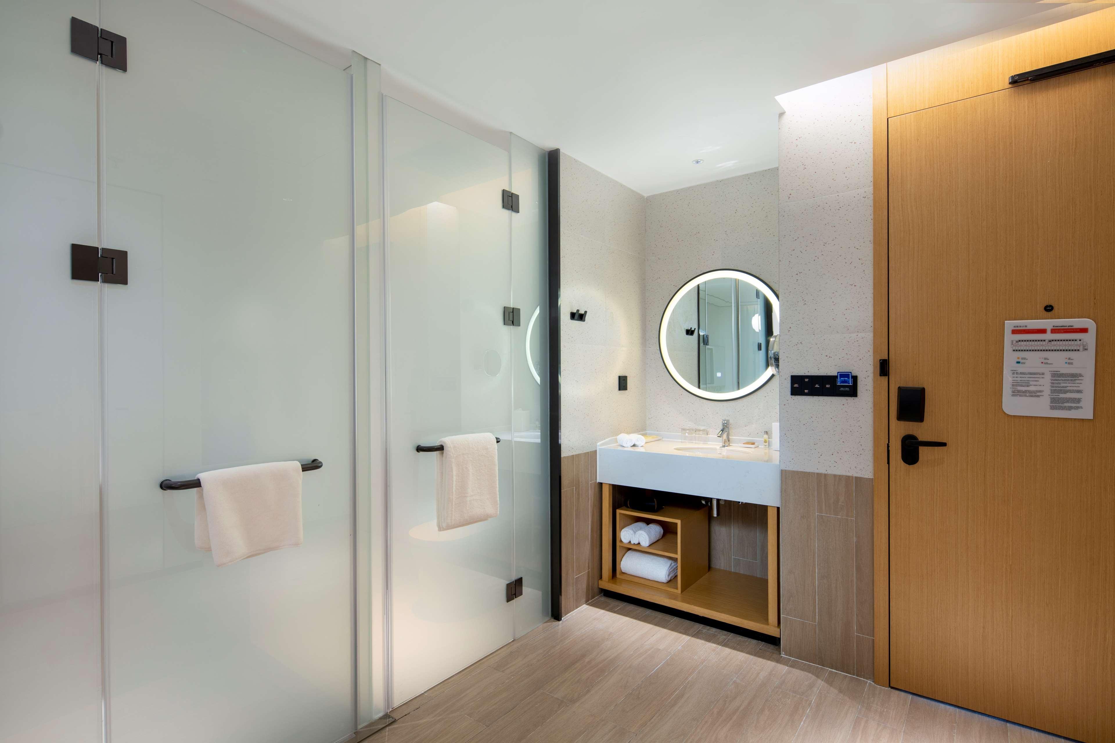Hilton Garden Inn Shenzhen Nanshan Avenue Kültér fotó