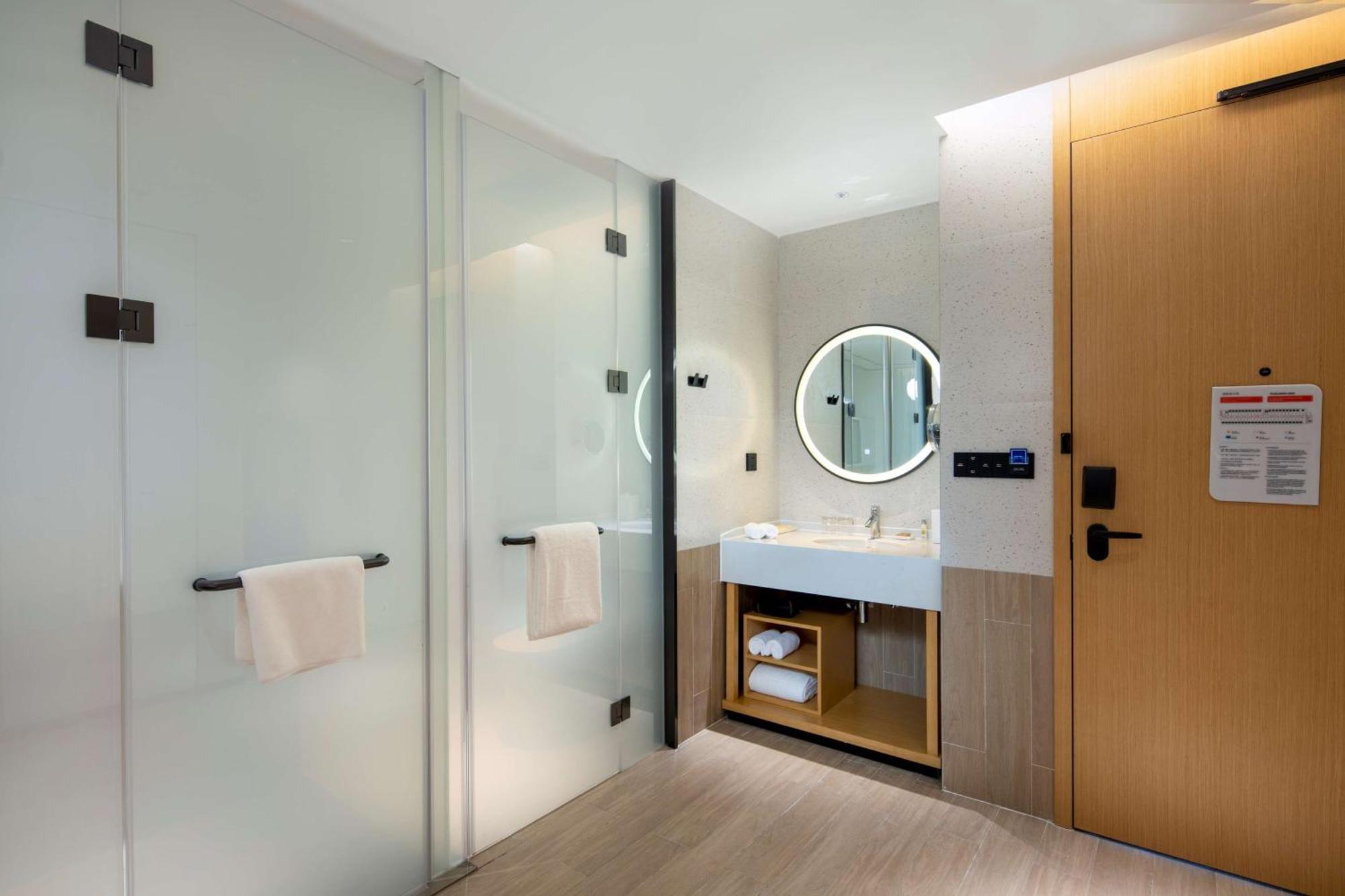 Hilton Garden Inn Shenzhen Nanshan Avenue Kültér fotó